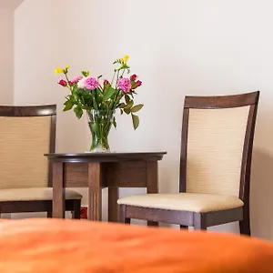 2* Hotel Airpark