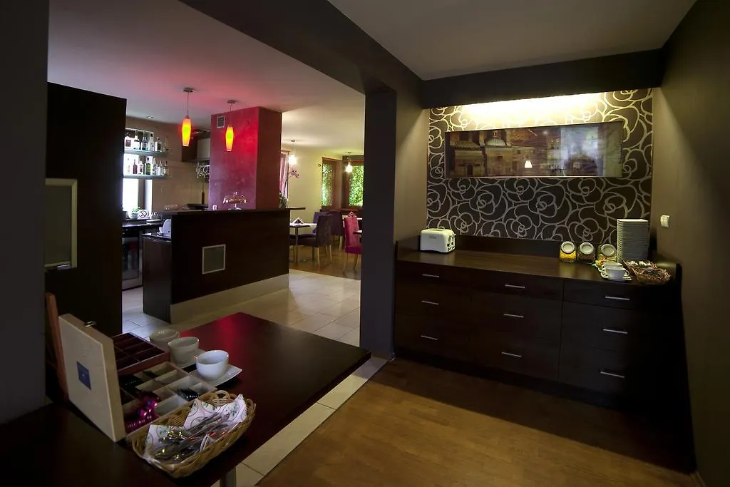 Neohotel Airport Szczyglice